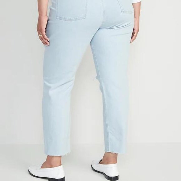 Old Navy Extra High-Waisted Button-Fly Sky-Hi Straight Ripped Jeans for Women - Picture 11 of 11